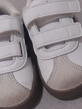 adidas Kids White and Beige Sneakers 5